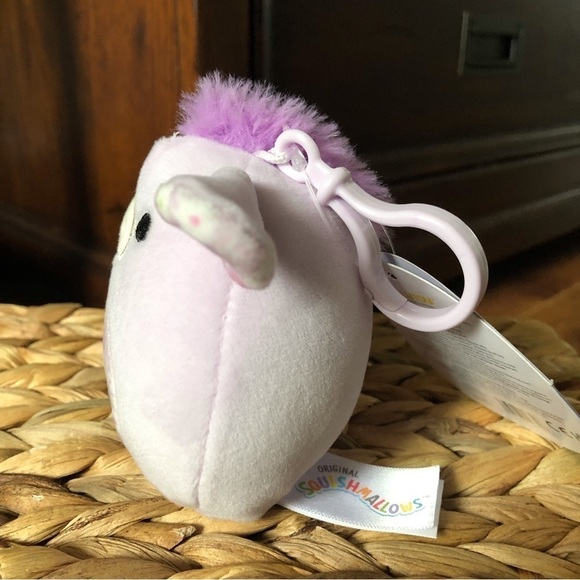 Squishmallows Delhi the Easter Donkey 3” clip - Picture 4 of 9